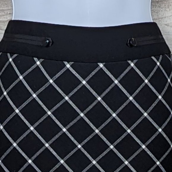 The Limited* Women's‎ Half Back Zipper Fully Lined Midi Pencil Skirt~ Size 4 - Picture 6 of 10